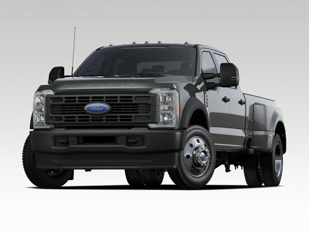 2026 Ford F-450 XLT 4x4 Regular Cab 8' Box DRW's photo