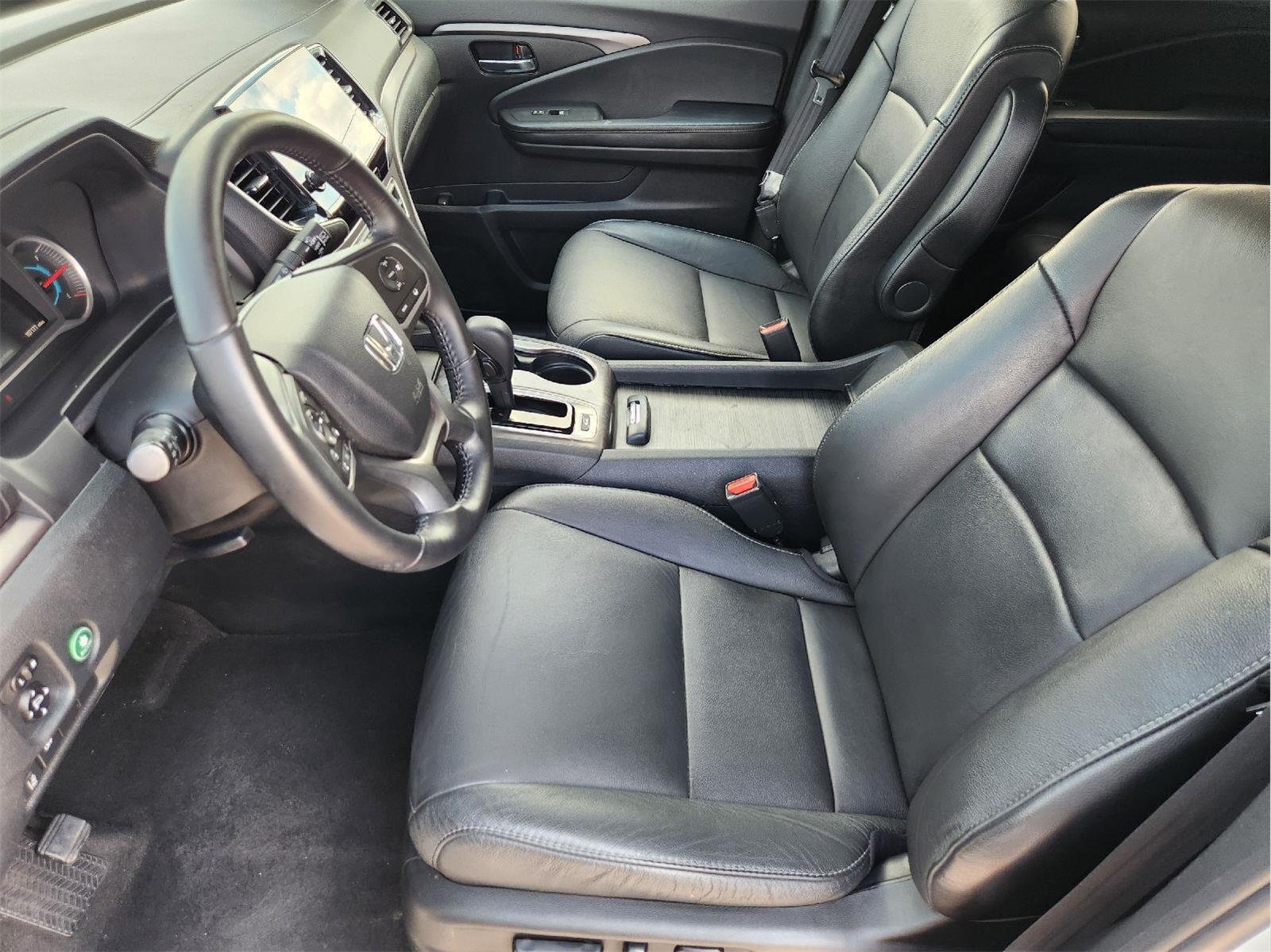 2020 Honda Pilot photo 13 of 33