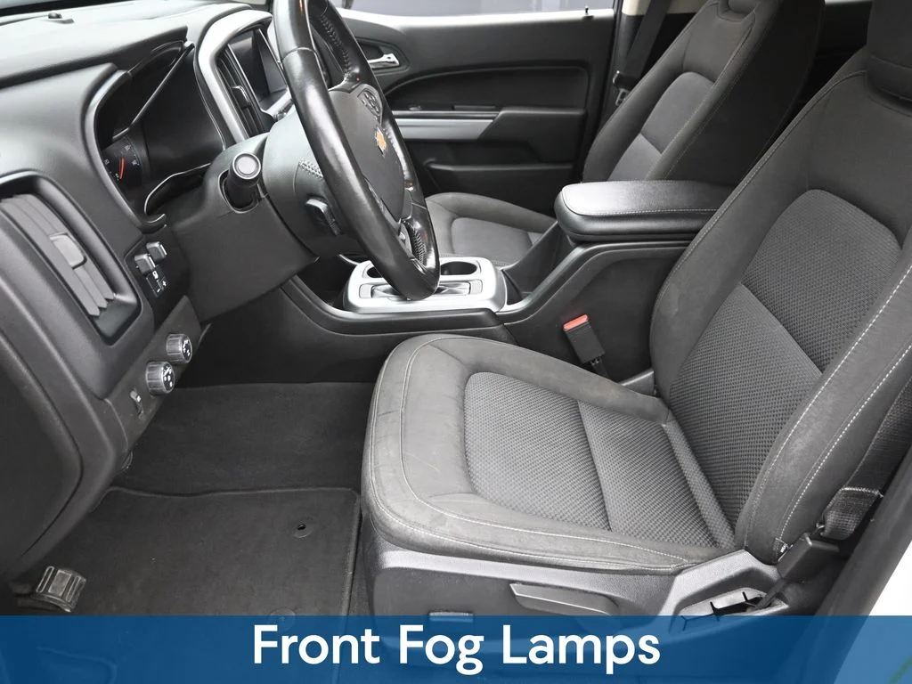 Used 2022 White Chevrolet LT image 16