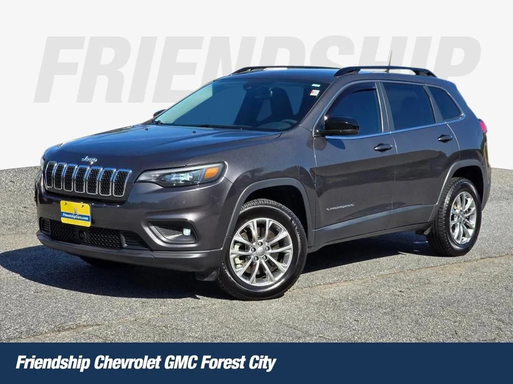 Used 2022 Gray Jeep Latitude Lux image 1