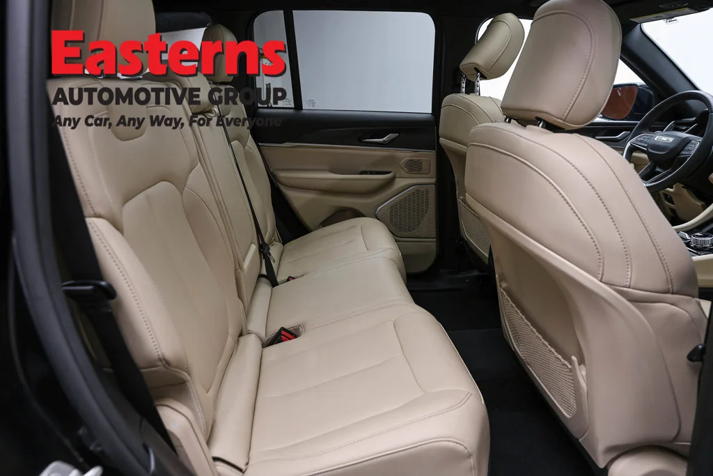 Used 2024 Black Jeep 4xe image 26
