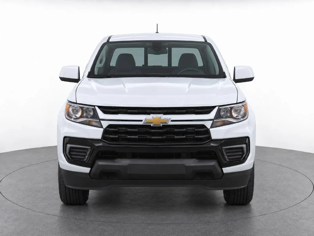 Used 2022 White Chevrolet LT image 5