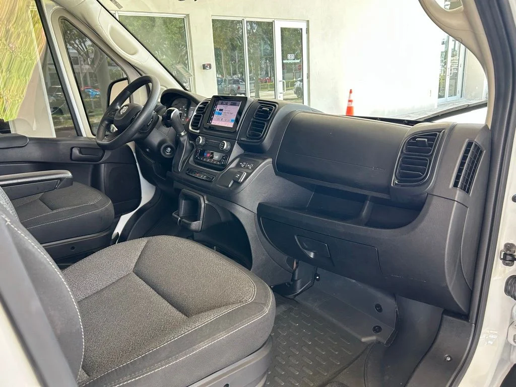 Used 2022 White Ram High Roof image 22