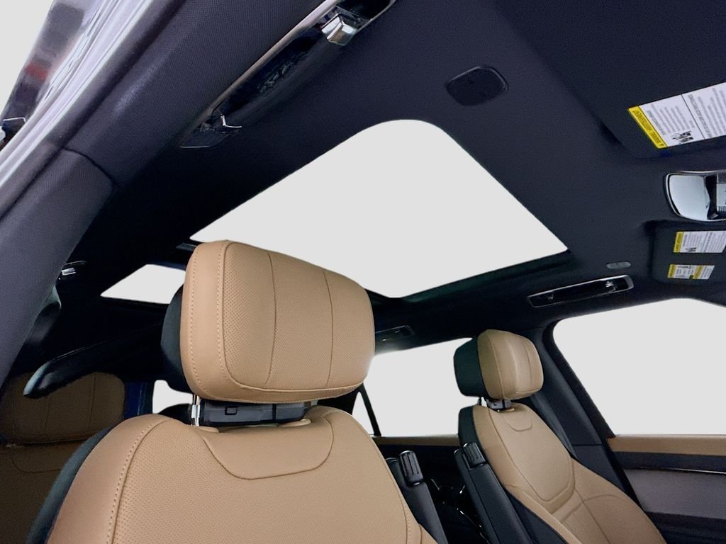 New 2026 Santorini Black LAND ROVER Dynamic SE image 20