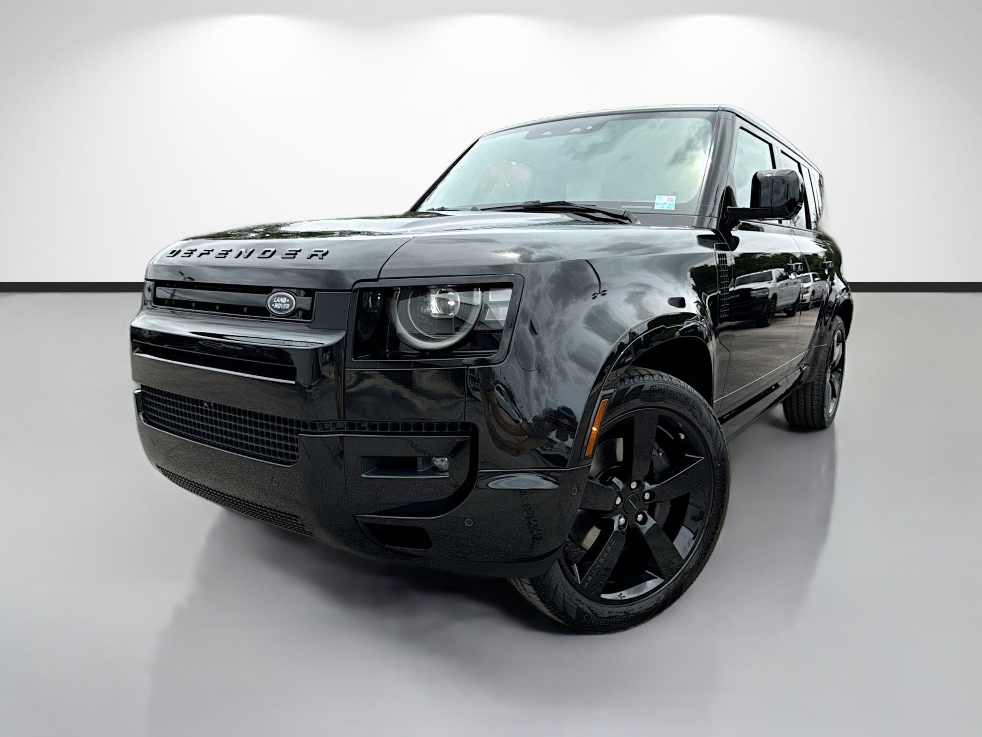 New 2026 Santorini Black LAND ROVER X-Dynamic SE image 1