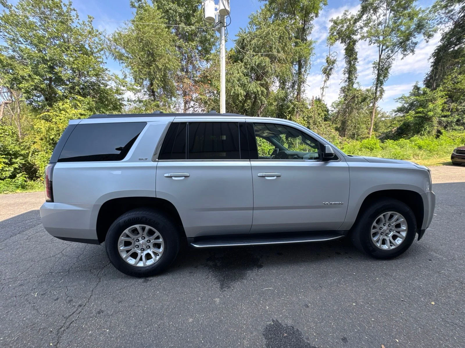 Used 2018 Silver GMC SLT image 14