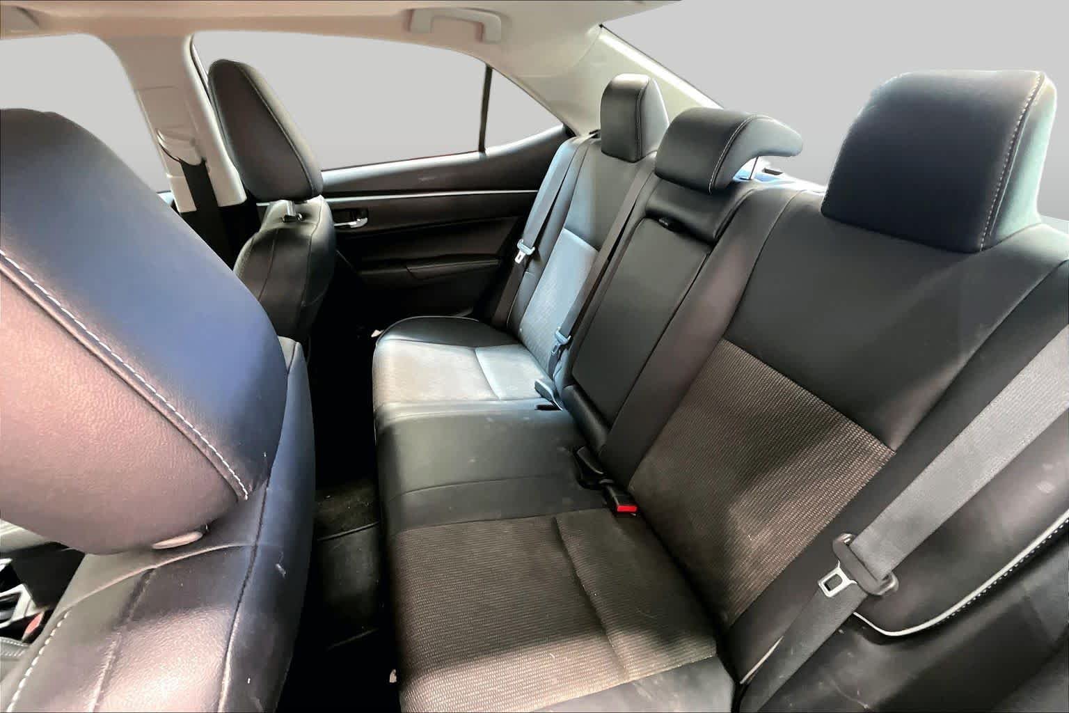 Used 2015 Classic Silver Metallic Toyota S Plus image 20