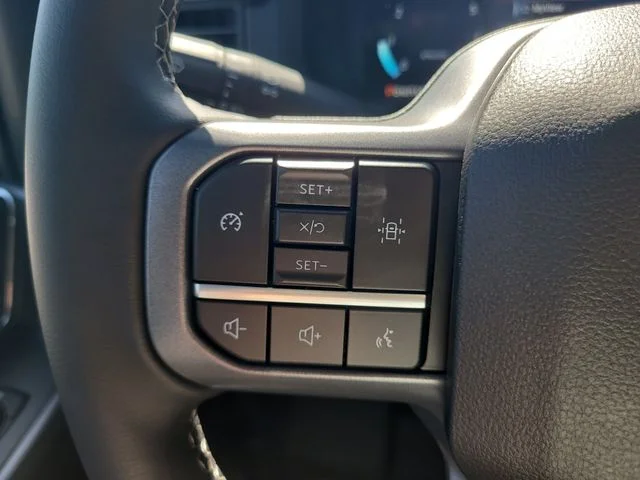New 2026 Oxford White Ford XLT image 29