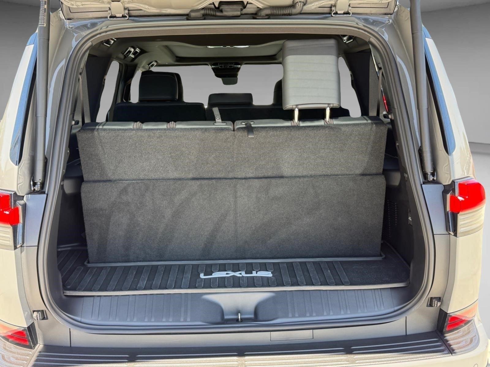 Used 2025 Incognito Lexus GX 550 Luxury+ image 34