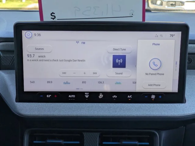 New 2026 Oxford White Ford XLT image 18