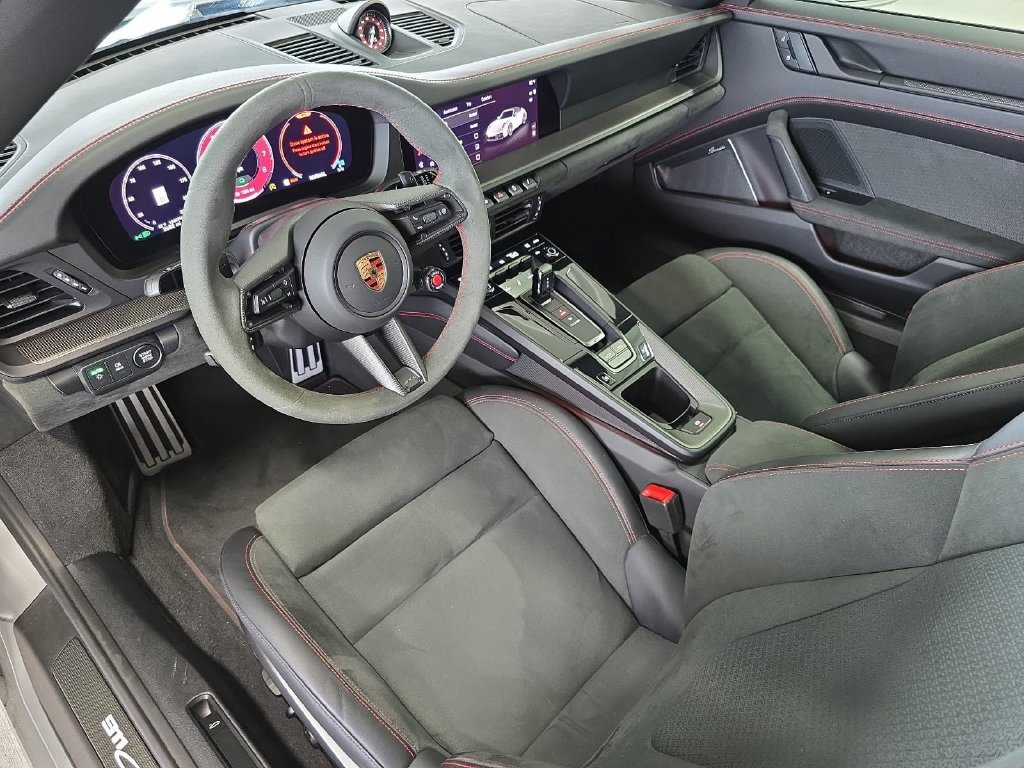 Used 2025 Silver Porsche Carrera 4 GTS image 4