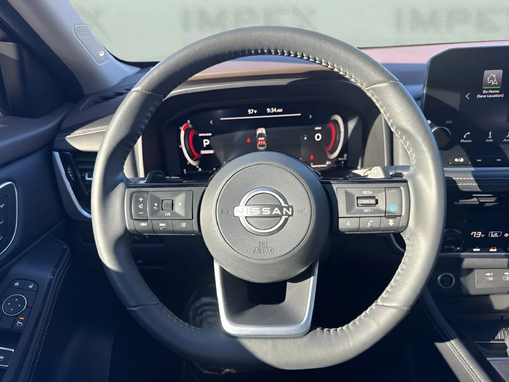 Used 2023 Gray Nissan Platinum image 16