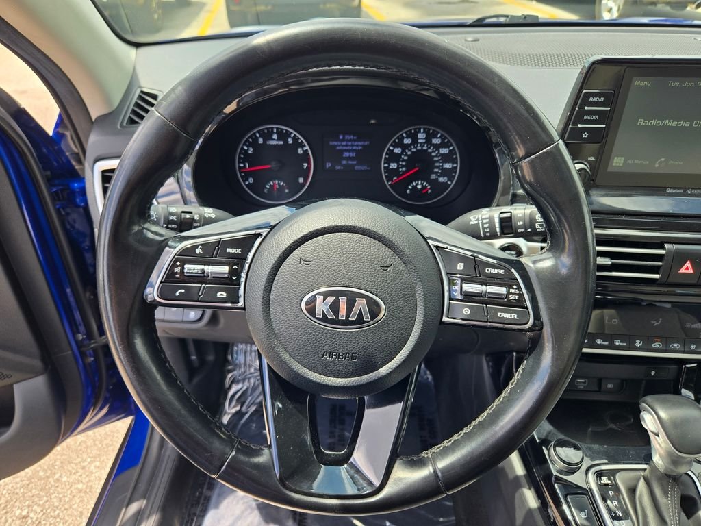 Used 2021 Blue Kia EX image 41