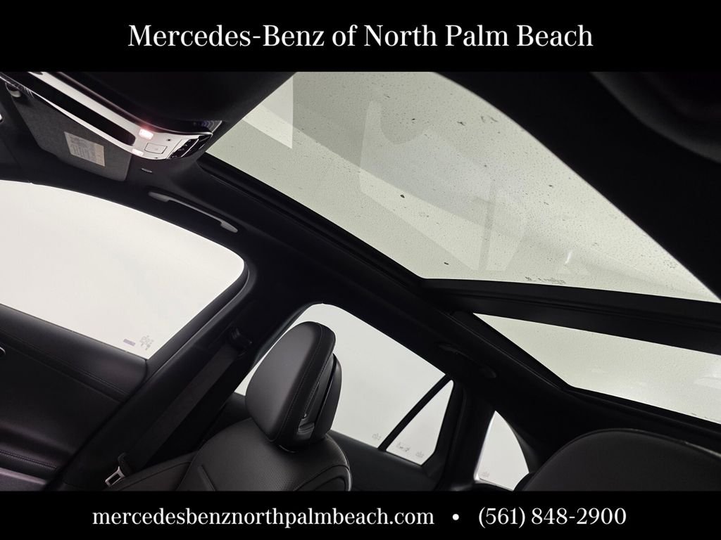 New 2026 Polar White Mercedes-Benz GLC 300 image 10