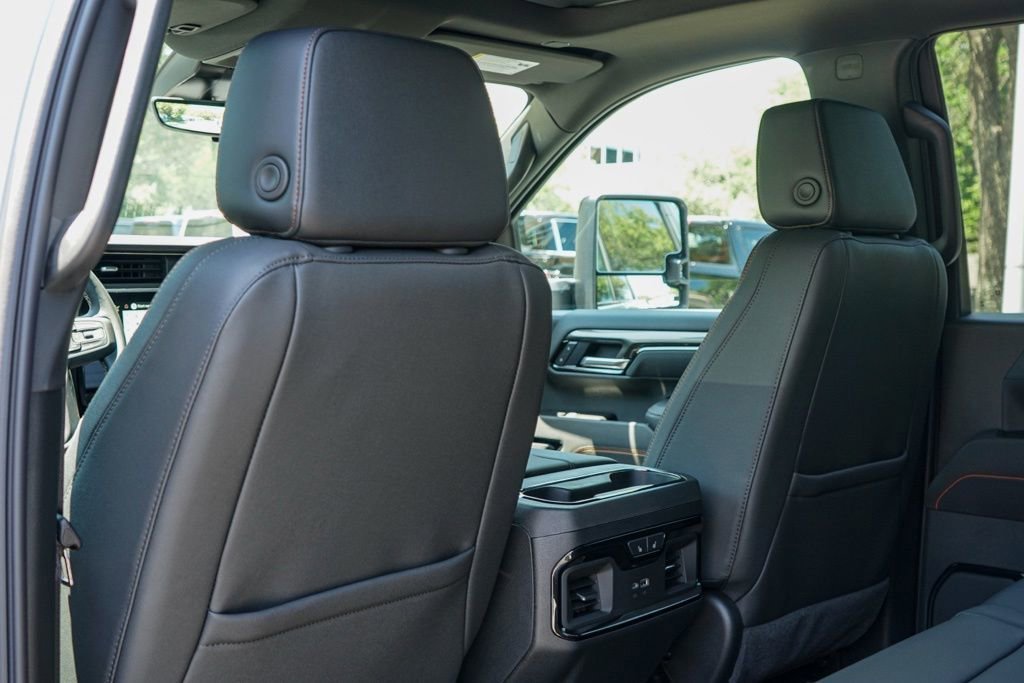 2026 GMC Sierra 2500HD AT4 - Photo 18
