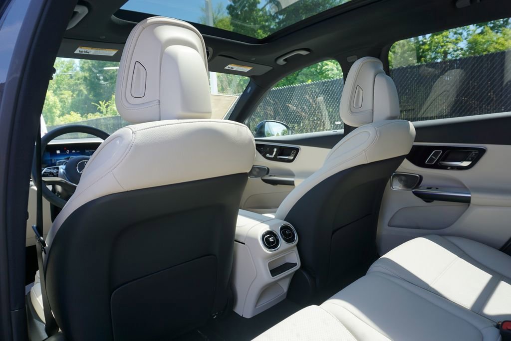New 2026 Graphite Grey Metallic Mercedes-Benz GLC 300 image 109