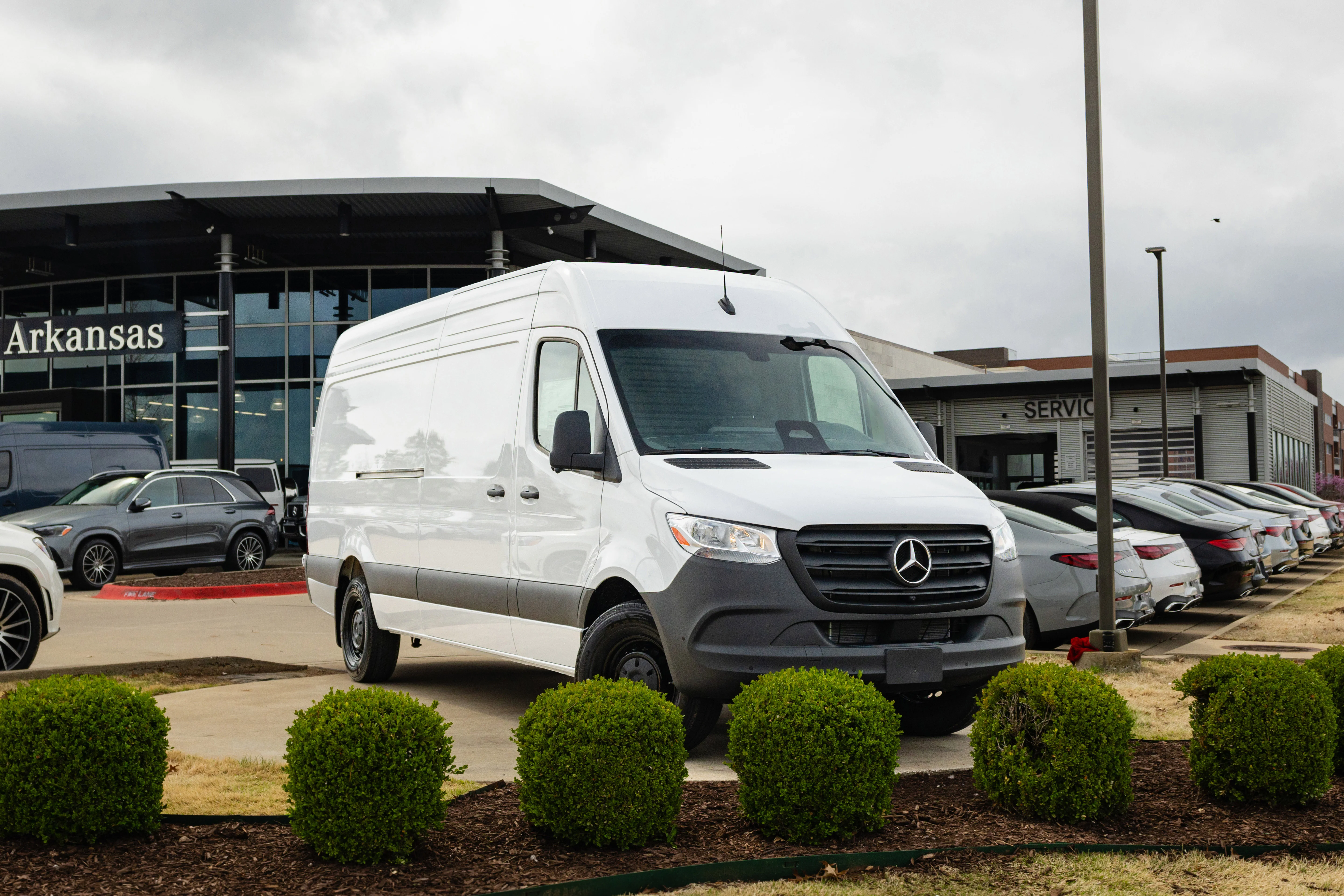 2026 Mercedes-Benz Sprinter 2500 170 WB HO High Roof's photo