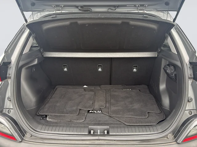 Used 2023 Gray Hyundai SEL image 32