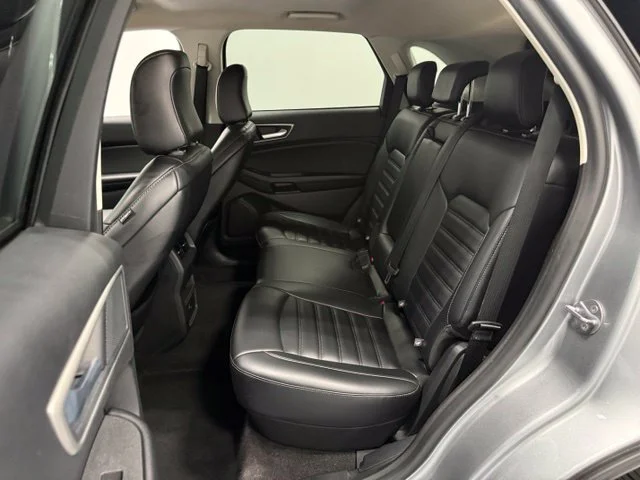 Used 2024 Silver Ford SEL image 27