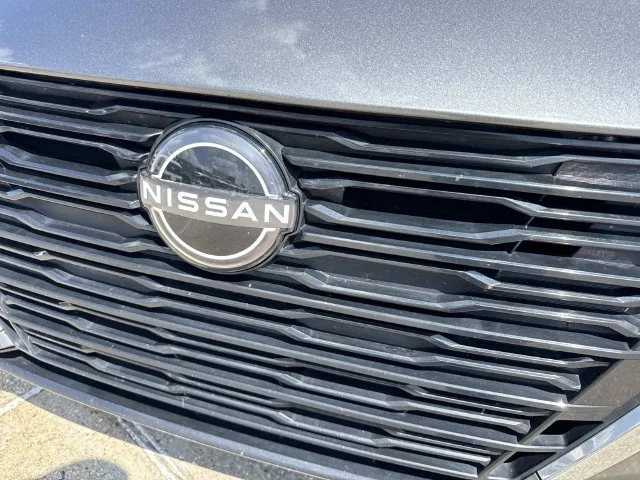 Used 2025 Gray Nissan 2.5 SV image 6