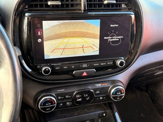 Used 2024 Snow White Pearl Kia GT-Line image 14