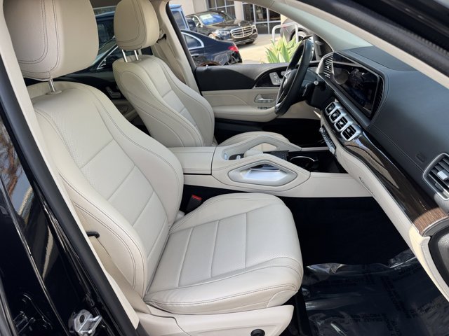 Used 2024 Obsidian Black Metallic Mercedes-Benz GLS 450 image 6