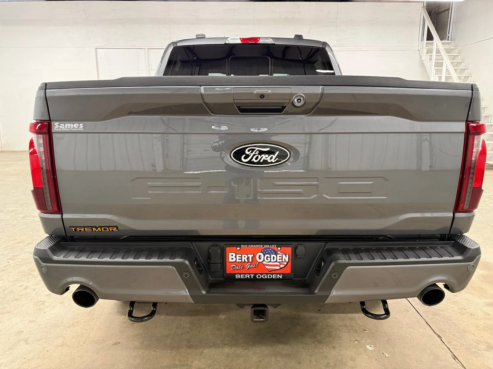 Used 2025 Gray Ford Tremor image 7