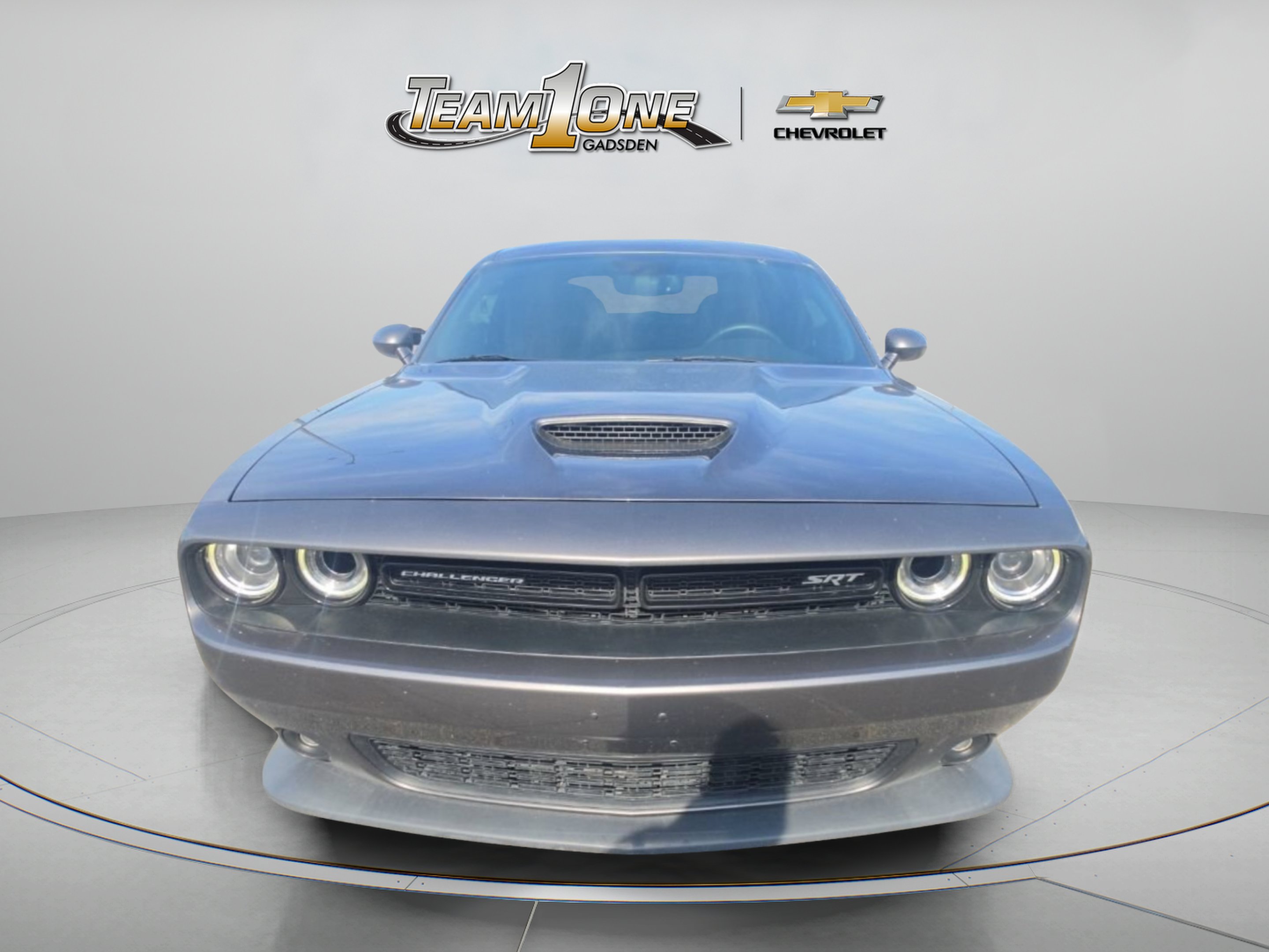 2C3CDZDJ2GH142983