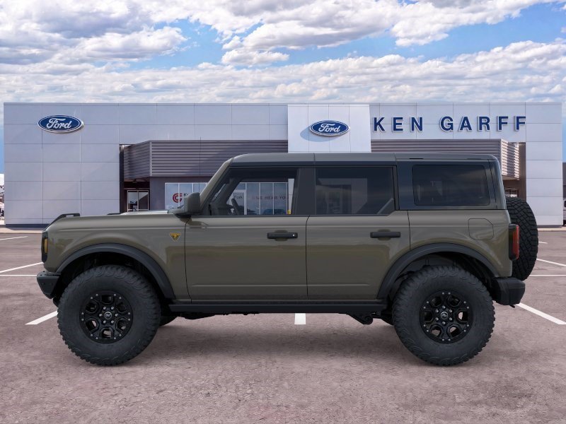 New 2026 Marsh Gray Ford Badlands image 3