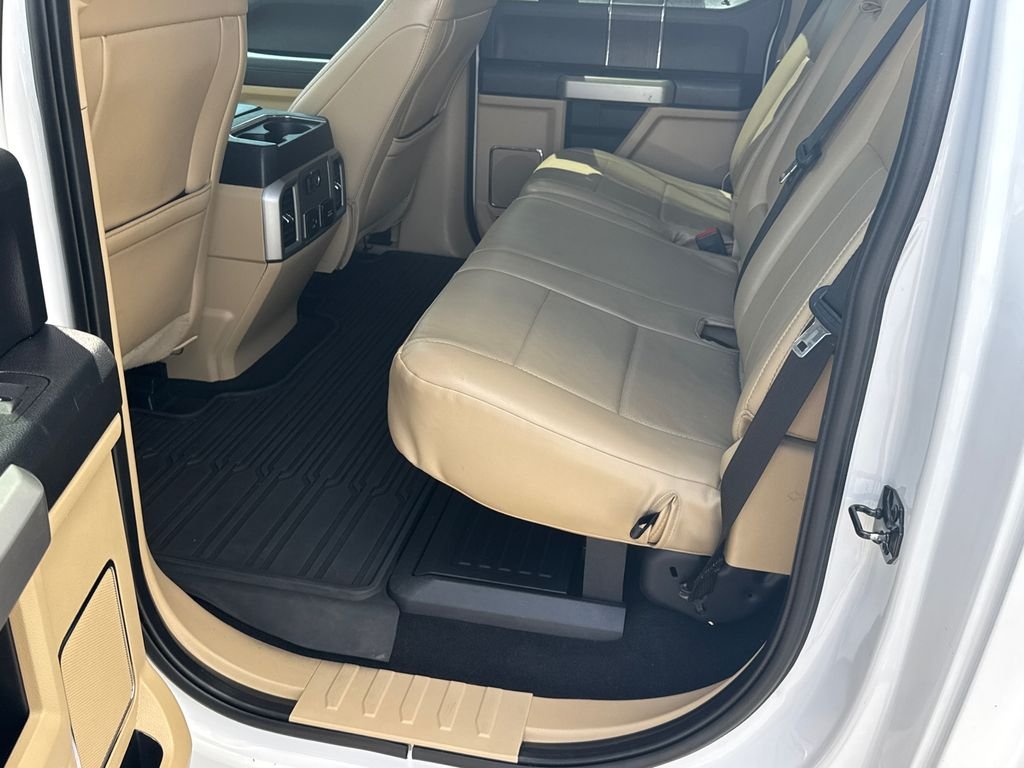Used 2020 White Ford Lariat image 20