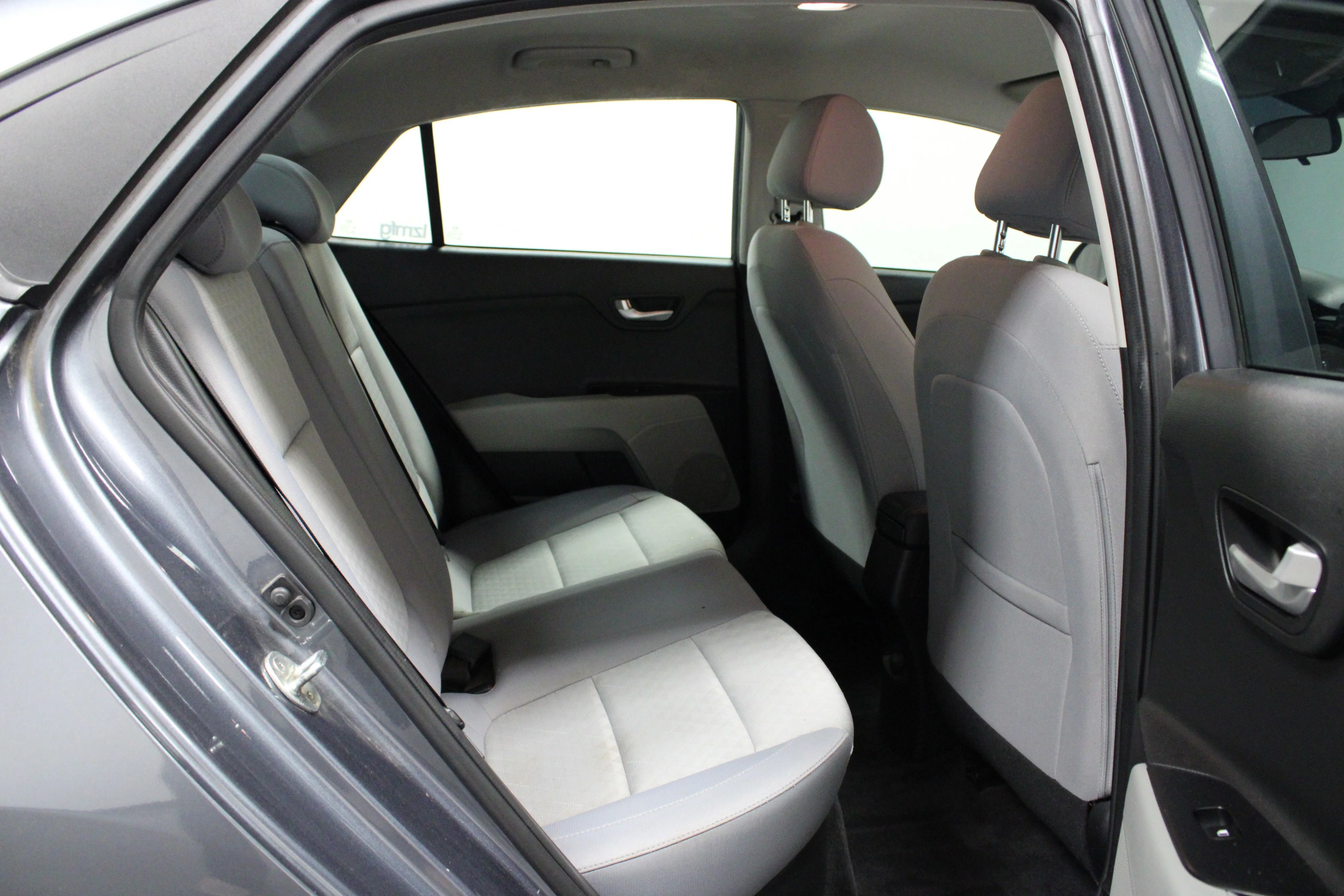 Used 2020 Phantom Gray Kia S image 14