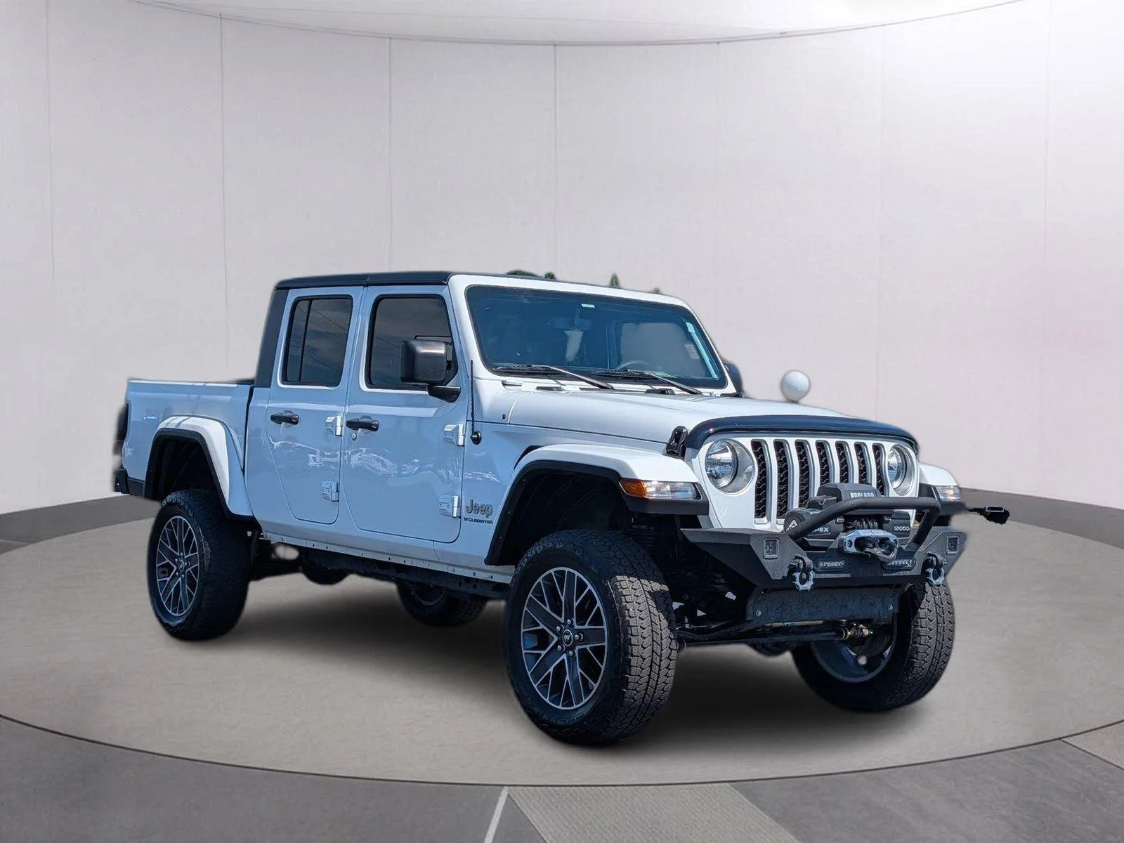 Used 2023 Bright White Clearcoat Jeep Overland image 8