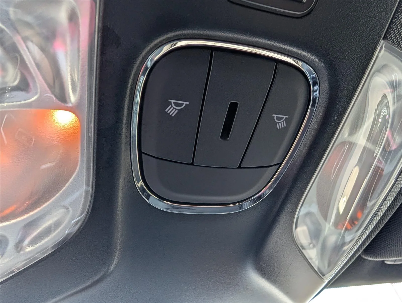 Used 2025 Bright White Clearcoat Jeep Trailhawk image 13