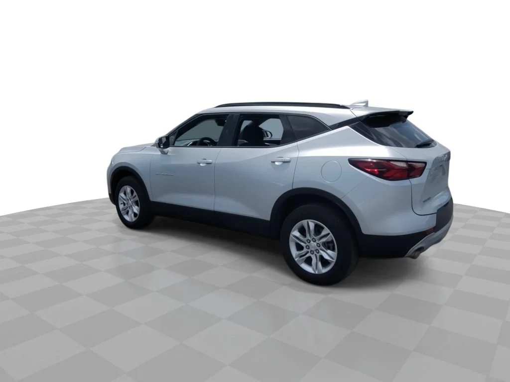 Certified Used 2021 SILVER ICE METALLIC Chevrolet LT image 6