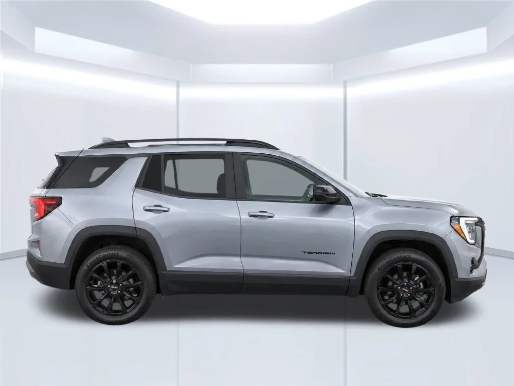 New 2027 Silver GMC Elevation image 10