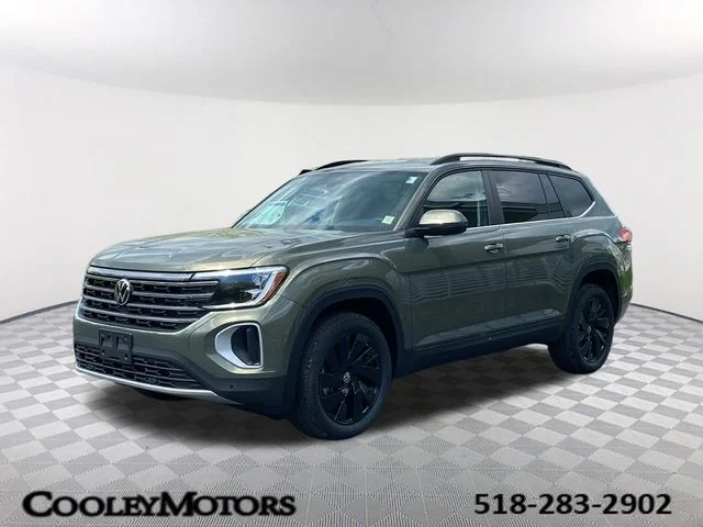 New 2026 Green Volkswagen 2.0T SE w/Technology image 1
