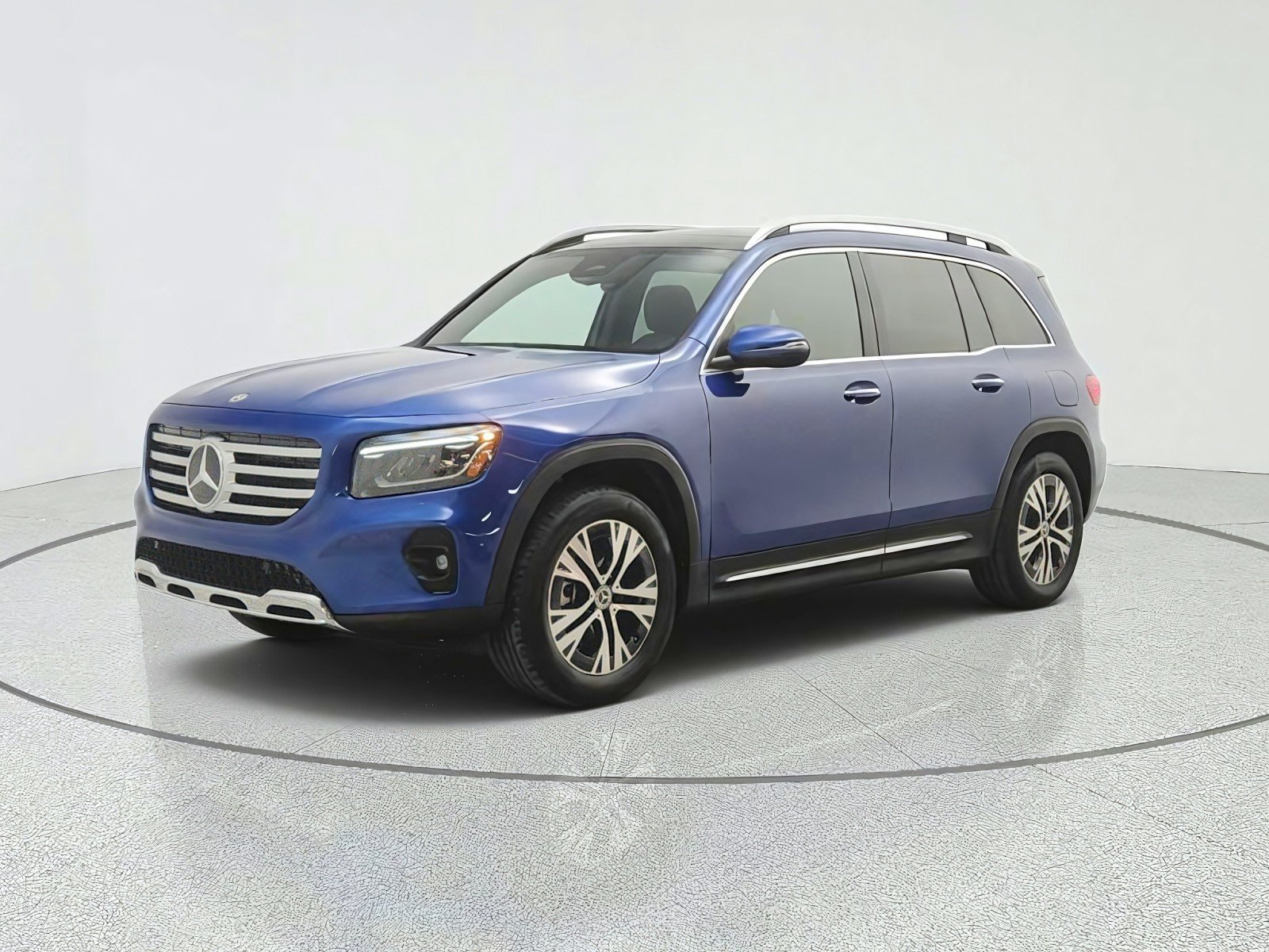 Used 2024 Starling Blue Metallic Mercedes-Benz GLB 250 4MATIC® SUV image 1