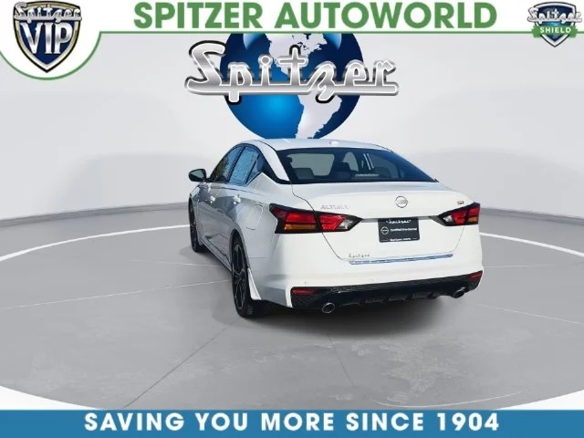 Used 2023 White Nissan 2.5 SR image 13