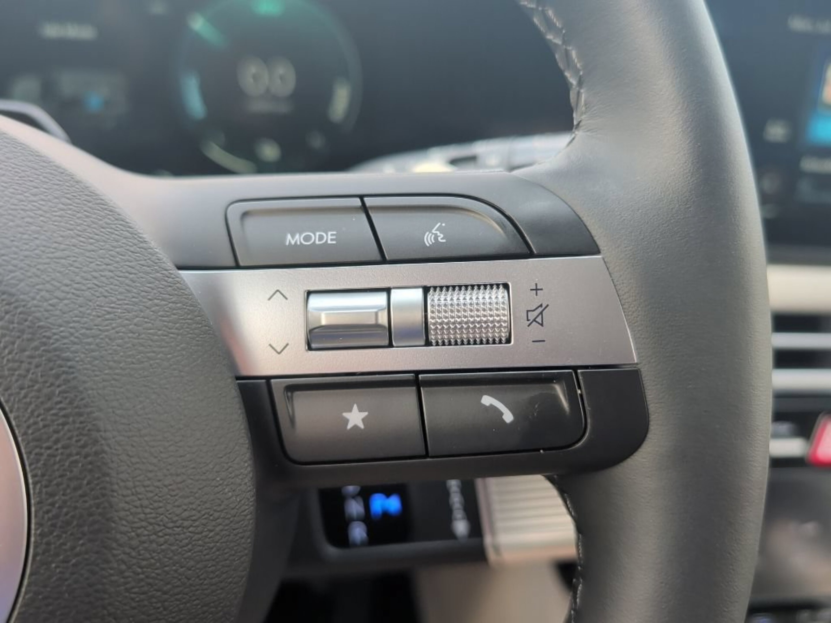 New 2026 Ecotronic Gray Hyundai Limited image 22