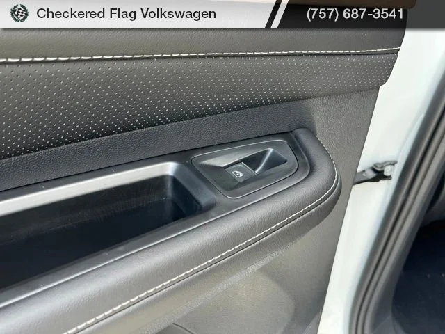 New 2026 White Volkswagen 2.0T SE image 27