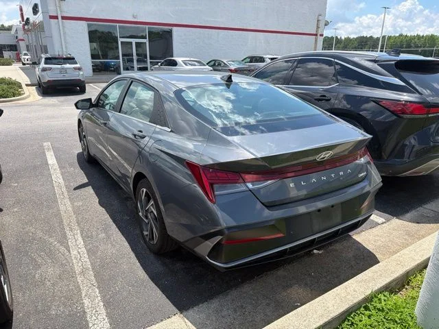 Used 2024 Gray Hyundai Limited image 3