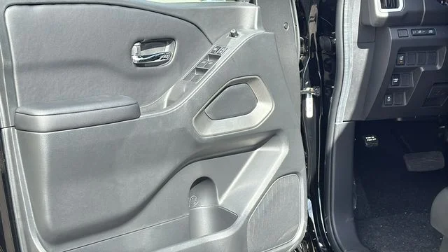 2026 Nissan Frontier SV - Photo 23