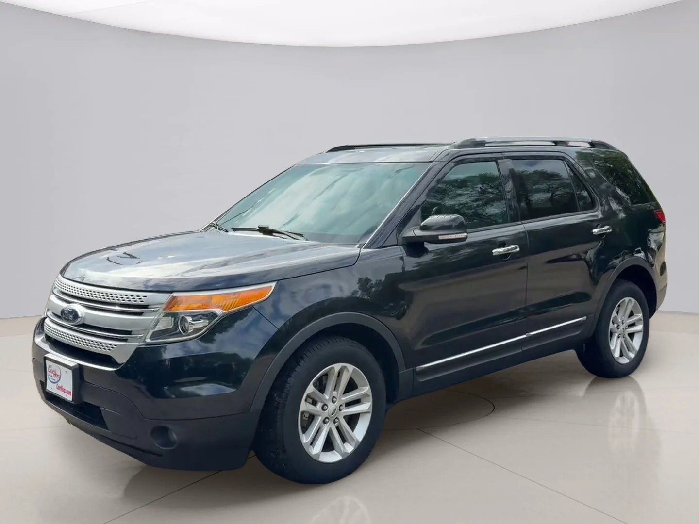 Used 2015 Black Ford XLT 4WD image 1