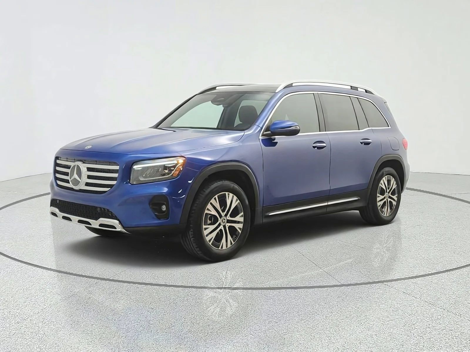 Used 2024 Starling Blue Metallic Mercedes-Benz GLB 250 4MATIC® SUV image 1