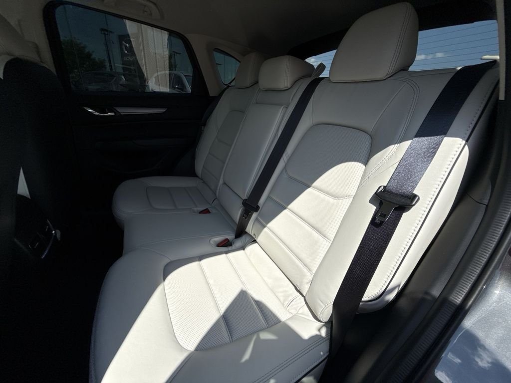 2025 Mazda CX-5 S Preferred package - Photo 22