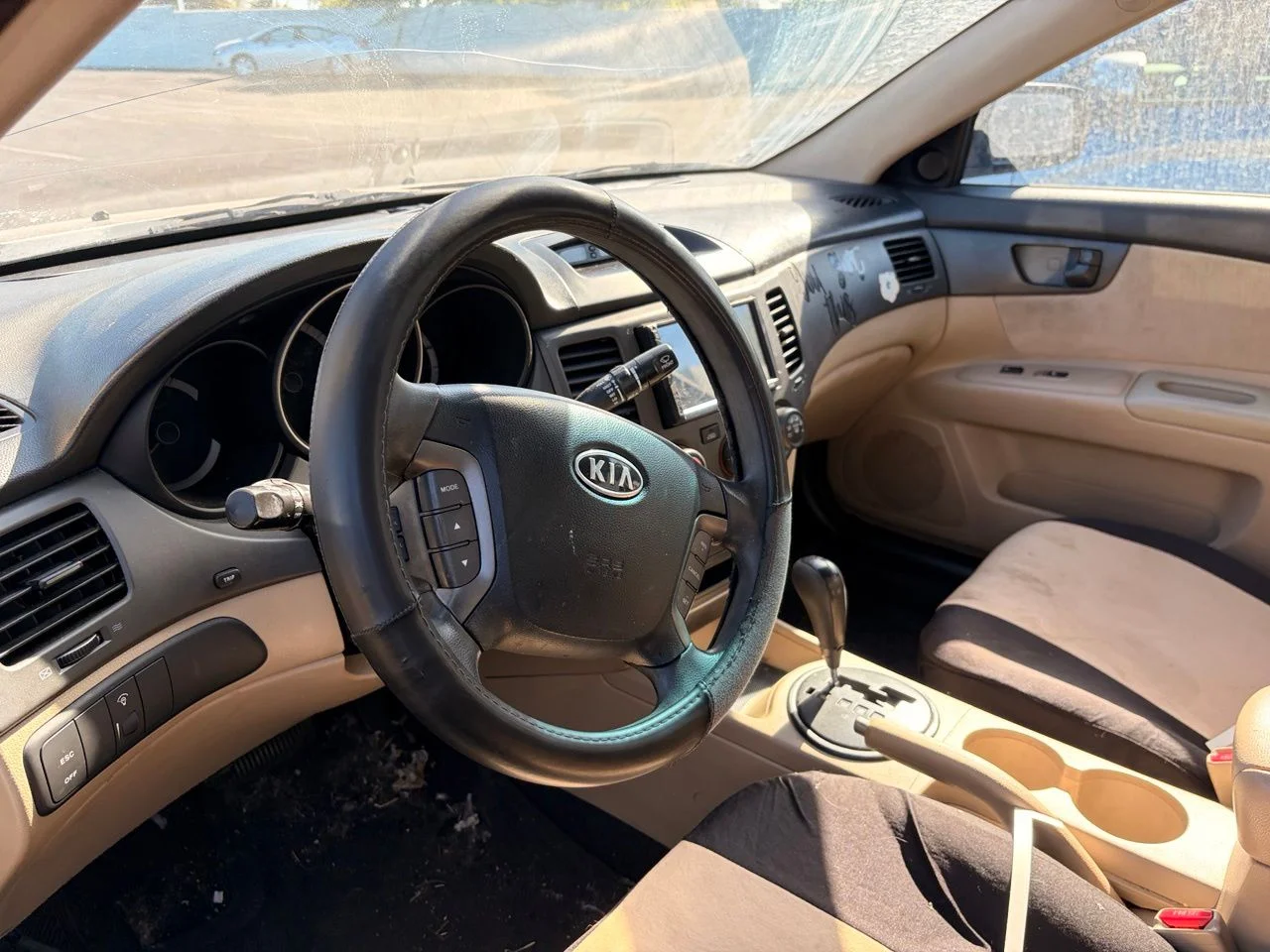 Used 2010 Metal Bronze Kia LX image 7