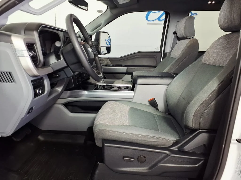 Used 2024 Oxford White Ford XL image 8