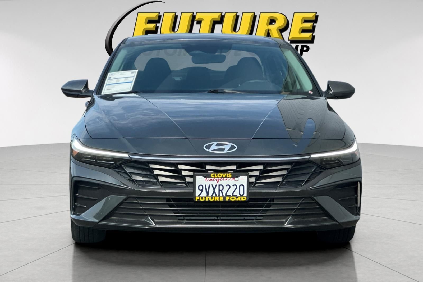 Certified Used 2025 Gray Hyundai SE image 8