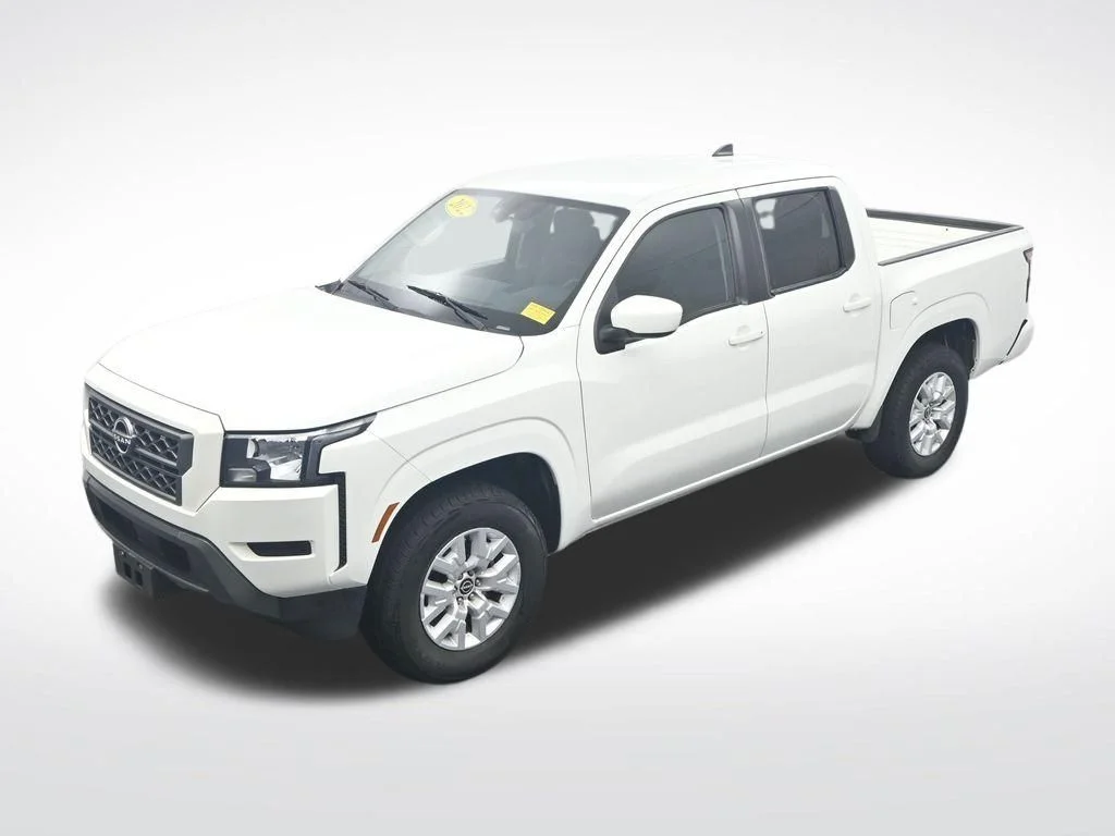 Used 2022 White Nissan SV image 21