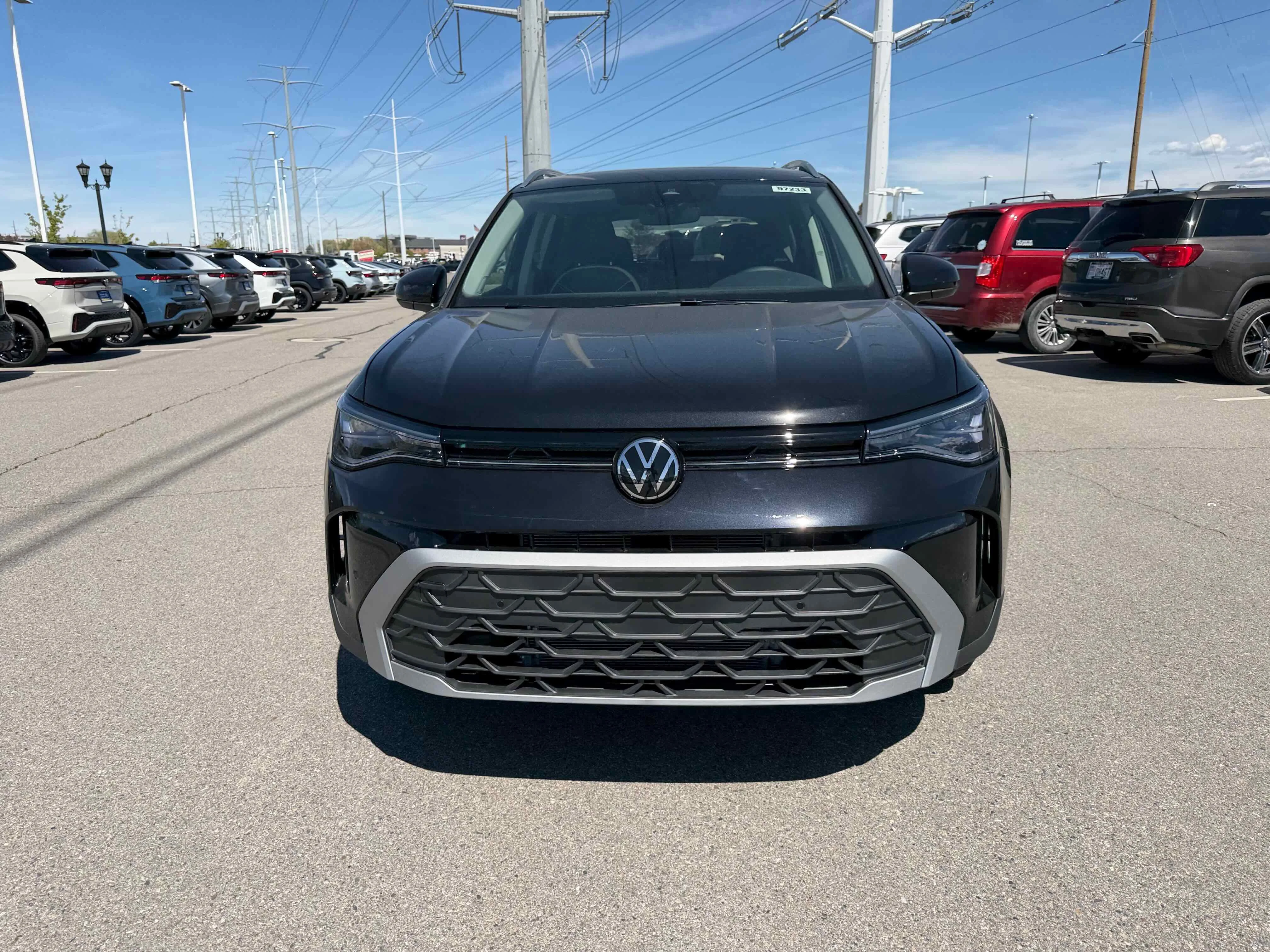 New 2026 Deep Black Volkswagen SE image 10